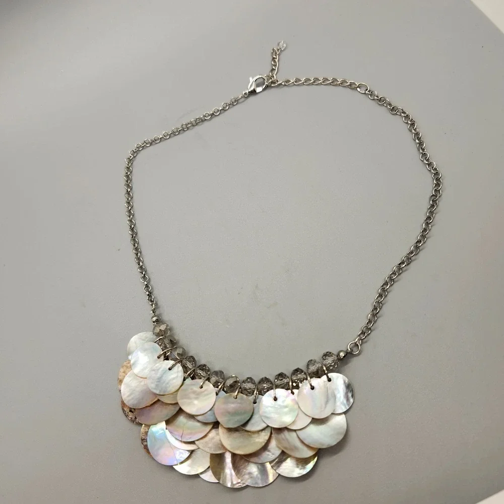 Mother of Pearl Cluster Disc Crystal Bead Bib Chain Necklace Silver Tone